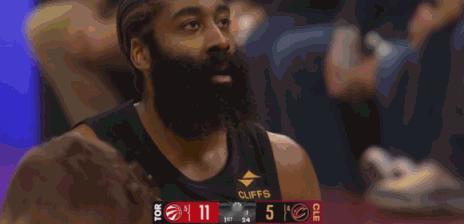 哈登罚球不中！！ 