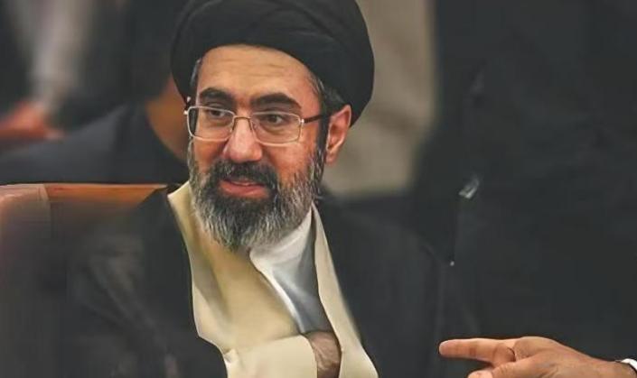 沉默杀招！
伊朗新领袖越消失，美以越恐慌。
 
2026年3月22日，内塔尼亚胡