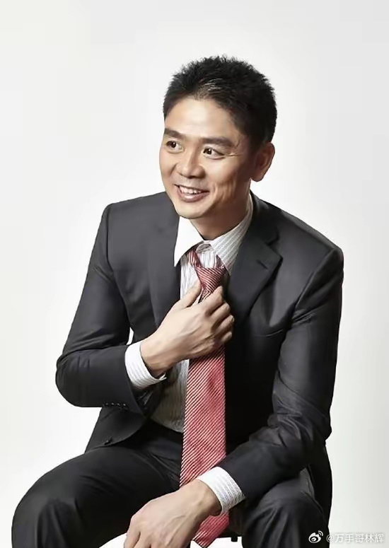 刚刚看了京东2025年财报，其中一条说的是京东全年为90万员工发了1572亿工资