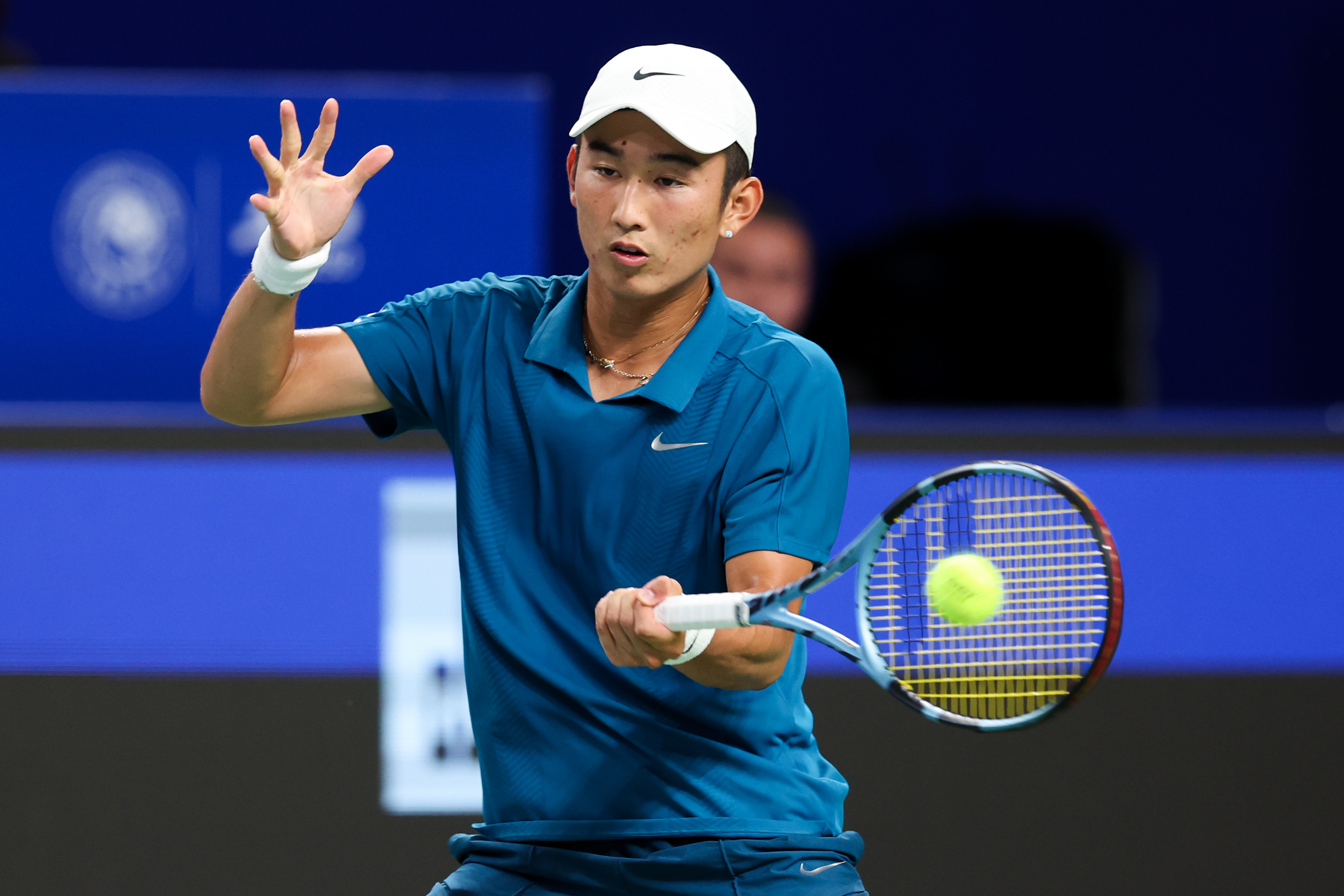网坛风云 ATP250成都站第二轮，卫冕冠军商竣程以5-7/3-6不敌4号种子布