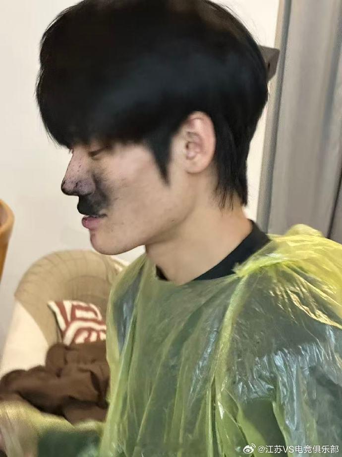 这是哪里来的黄金矿工？和电竞选手一起跨年 竞浪大会