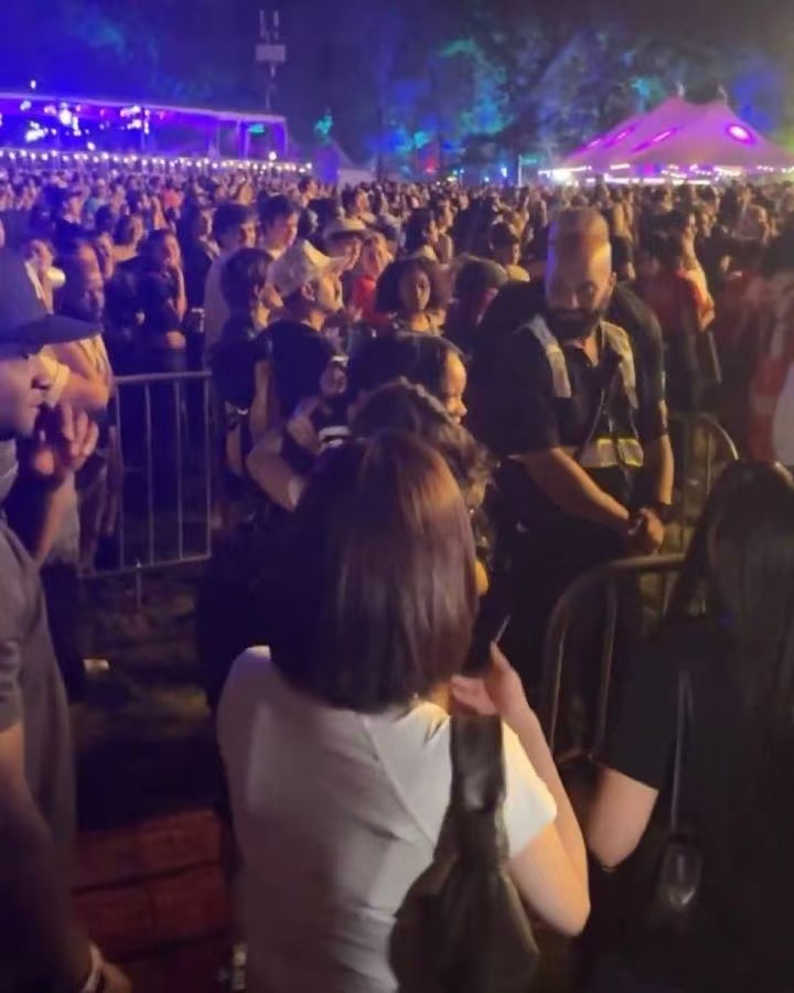 金珍妮全网唯一妈妈riri唯一女鹅珍妮厨其他是哪里乱认的我不认识 