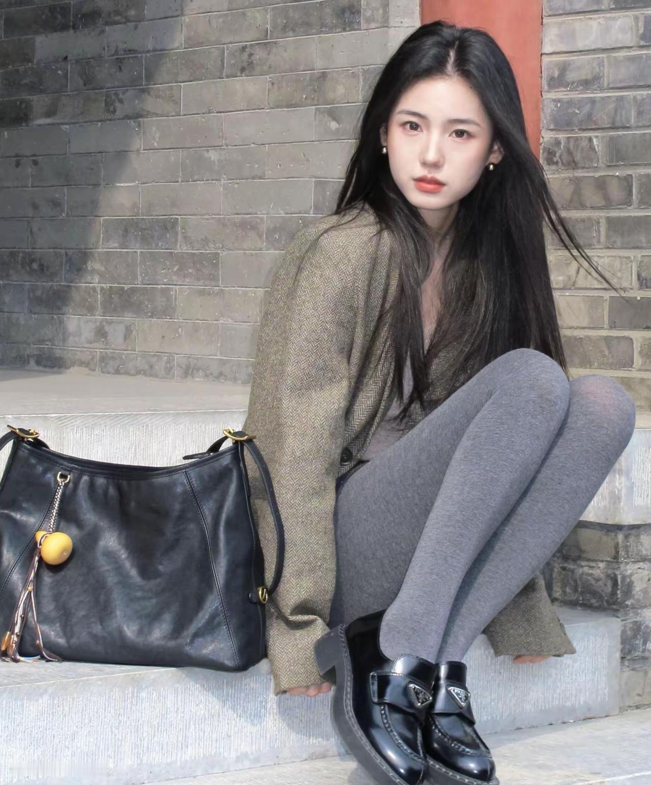 做自己的摆渡人，却允许船桨偶尔搁浅。