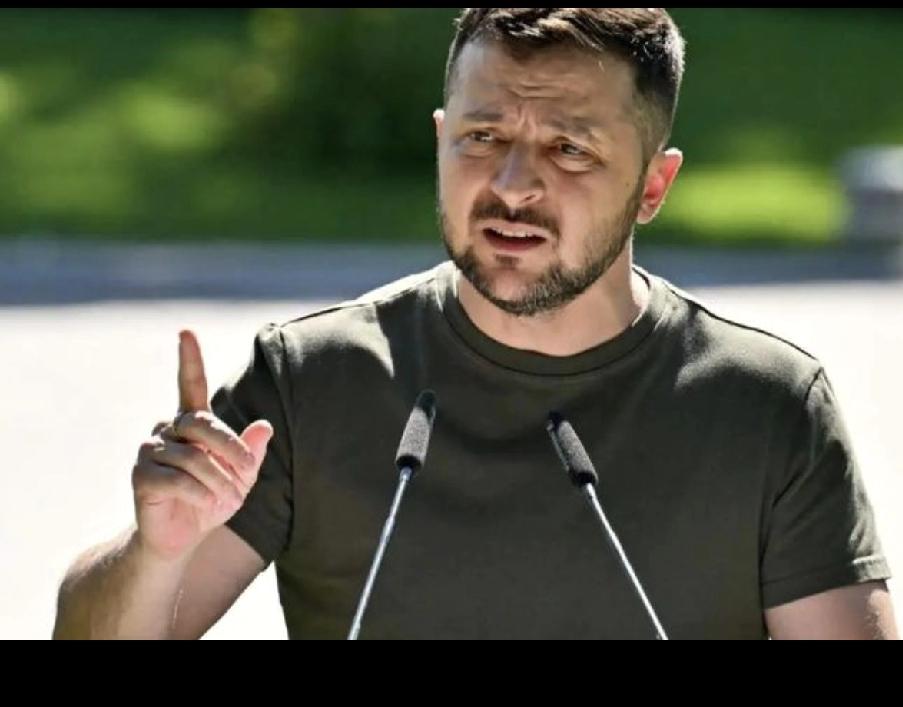 乌克兰消息
乌克兰总统宣布了
当地时间11月19日，泽连斯基通过社交媒体称，俄军