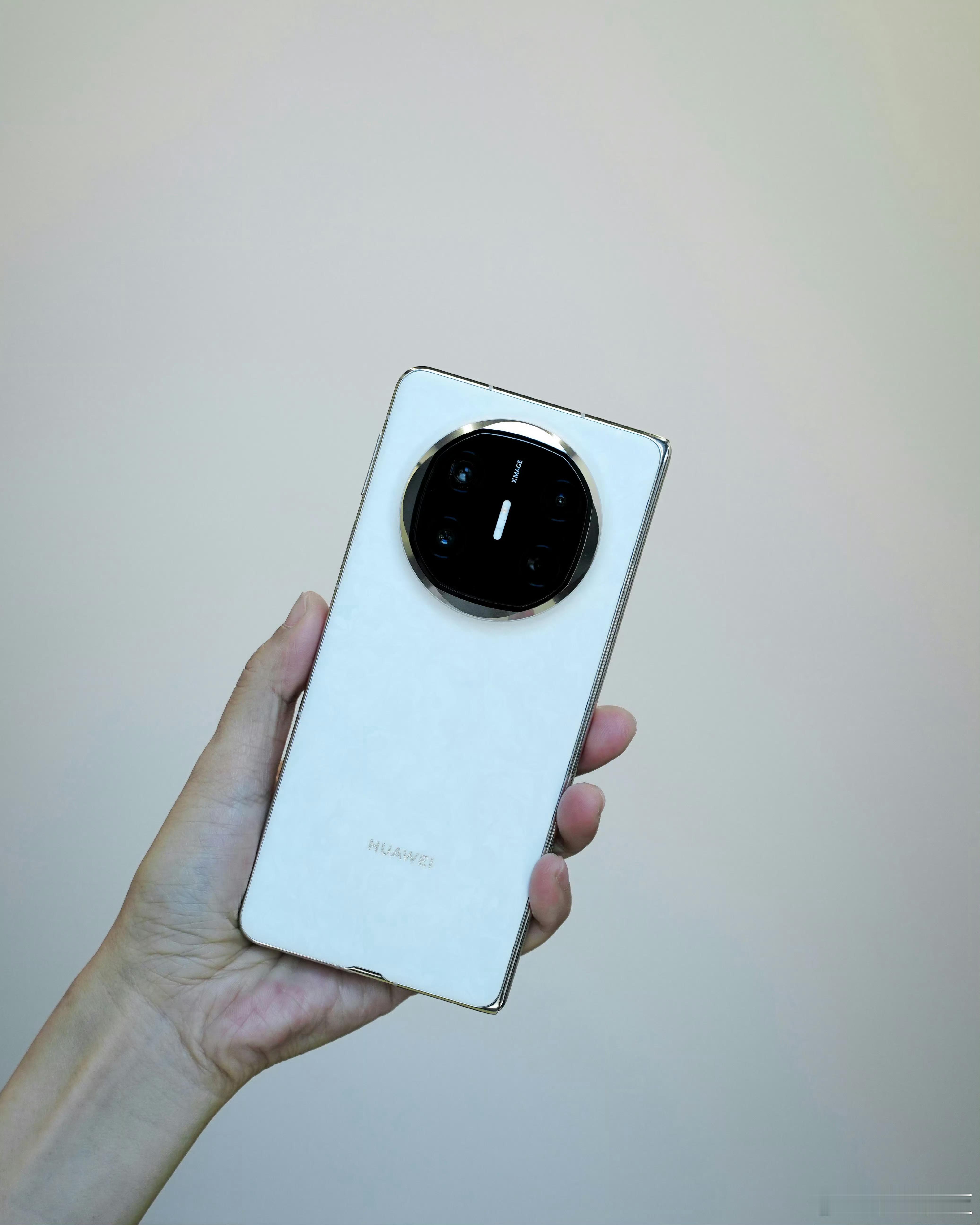 华为MateX7大折叠配置曝光哇，华为新款大折叠华为Mate X7终于要来了！据