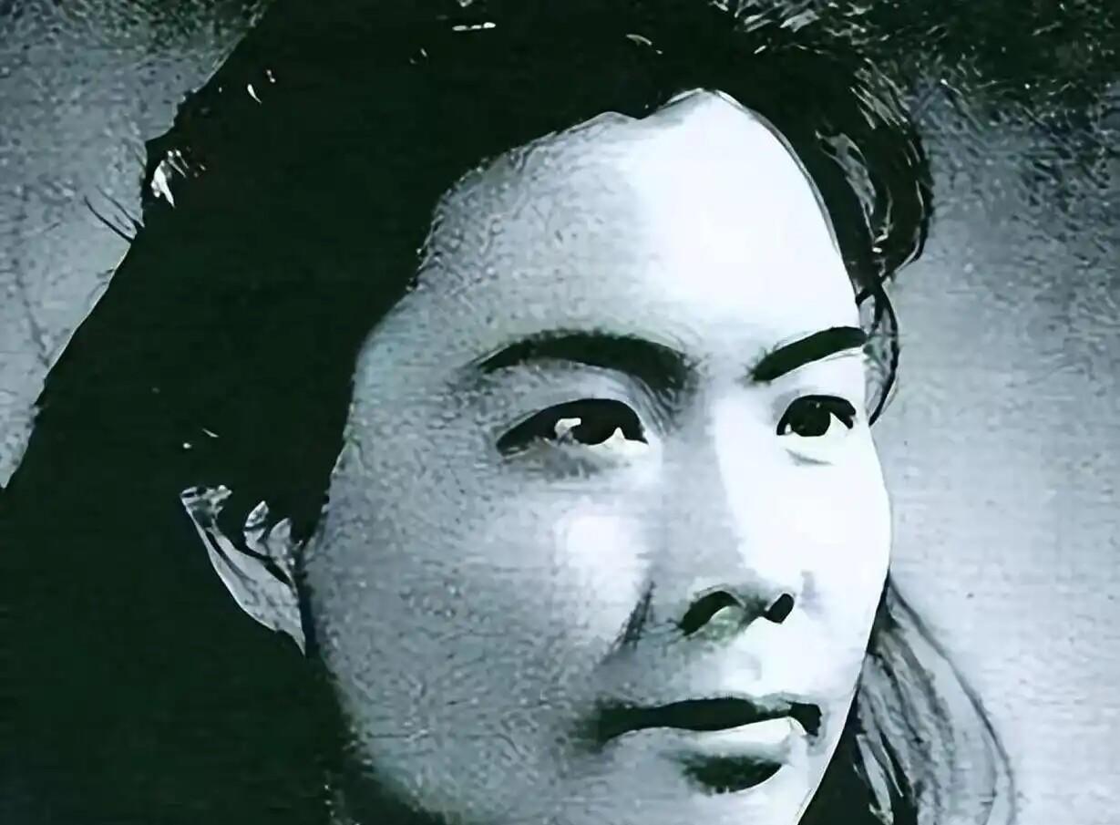 1986年刘伯承病逝，他永远不知，乡下原配替他养大的儿子结局1957年，四川开县