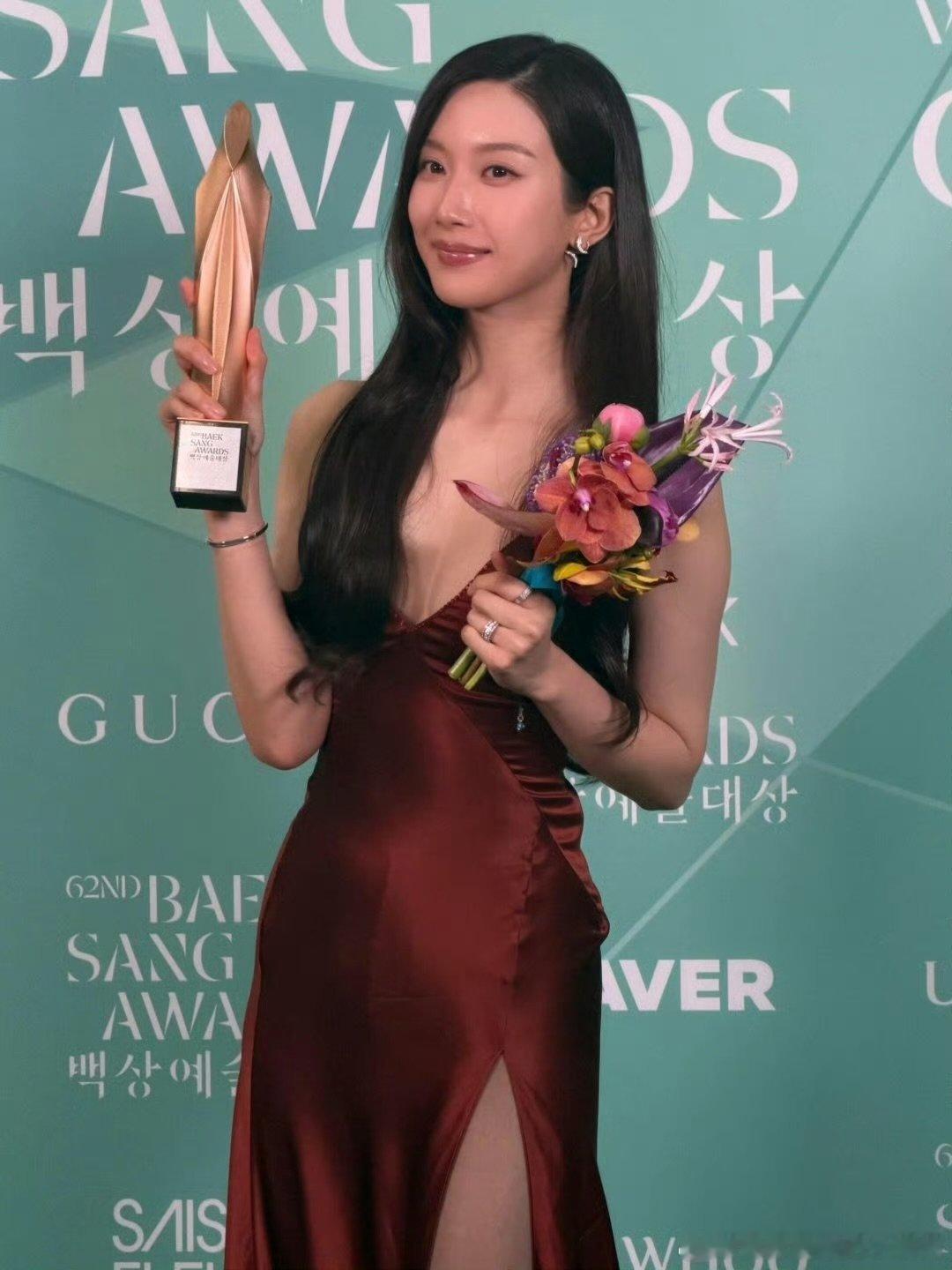 文佳煐从五岁童星到影后文佳煐厚积薄发的演员文佳煐拿百想影后太争气！95后首位主流