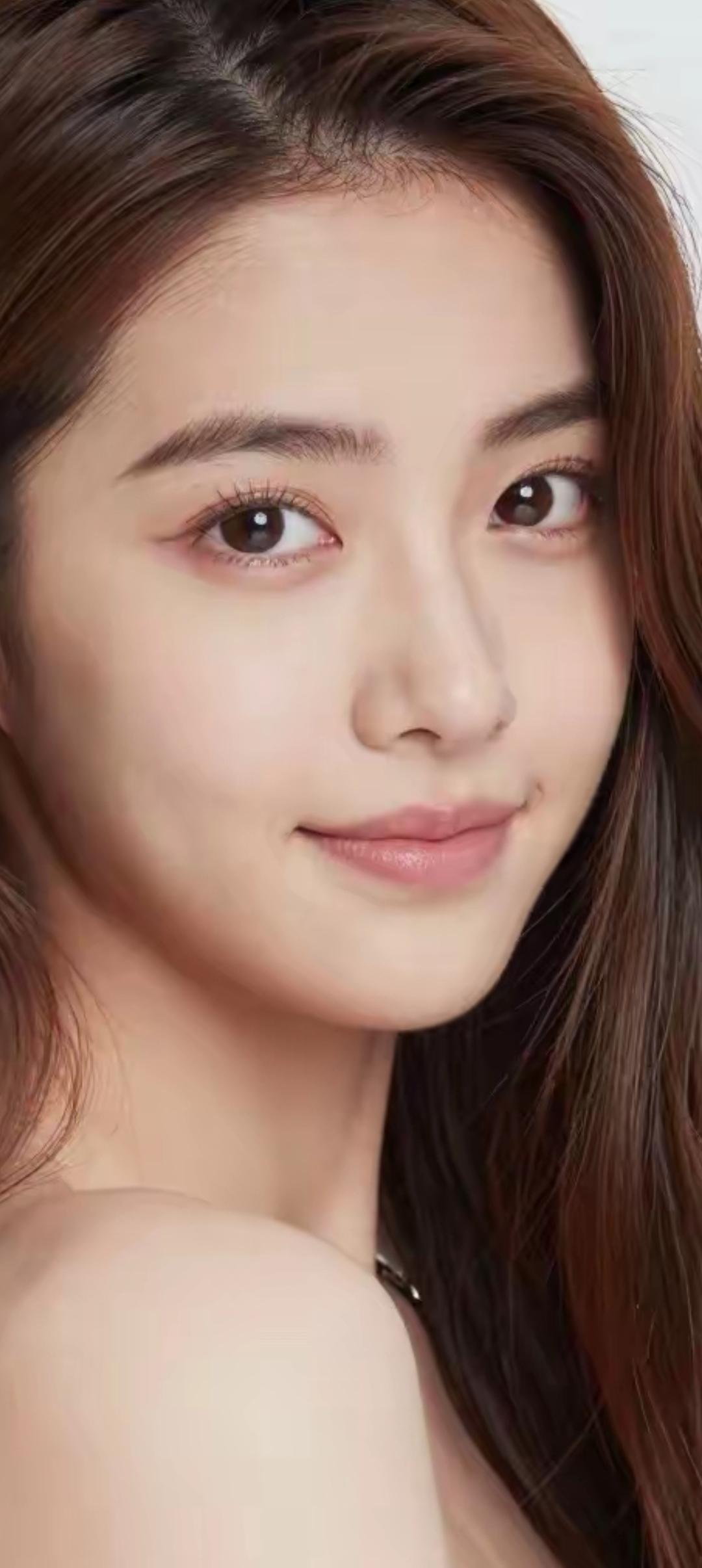 温柔甜美的微笑，散发着自然的光彩！🌟✨