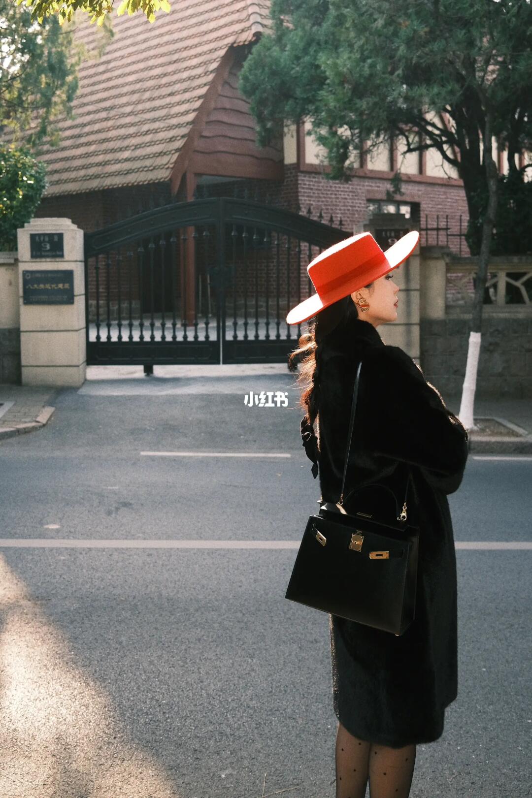 对黑色皮草毫无抵抗力！