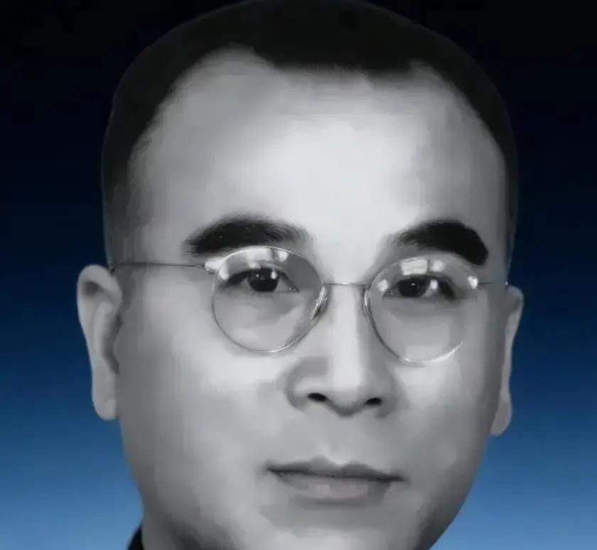 1949年，南京上万名政治犯即将被集体处决，一个国民党高官冒死拦下这场屠杀，30