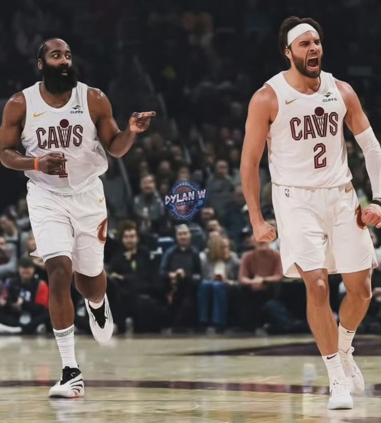 热火球迷谈斯特鲁斯防守：依赖于体型不错，不惧对抗，可以顶一些锋线。但横移慢，换防