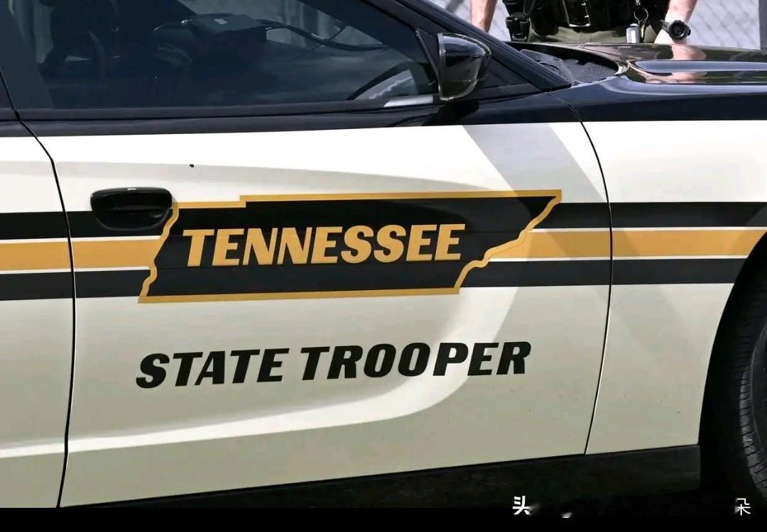 🔥【突发！美国副总统万斯车队护送途中酿惨烈车祸 警员重伤倒地 特勤局紧急回应】