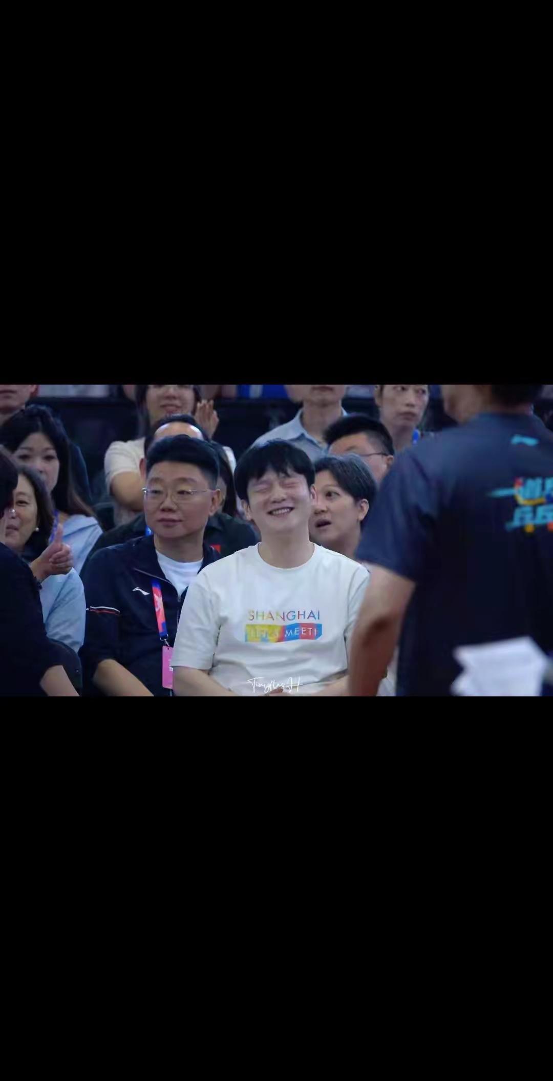 新鲜东 皱鼻笑好治愈呀樊振东