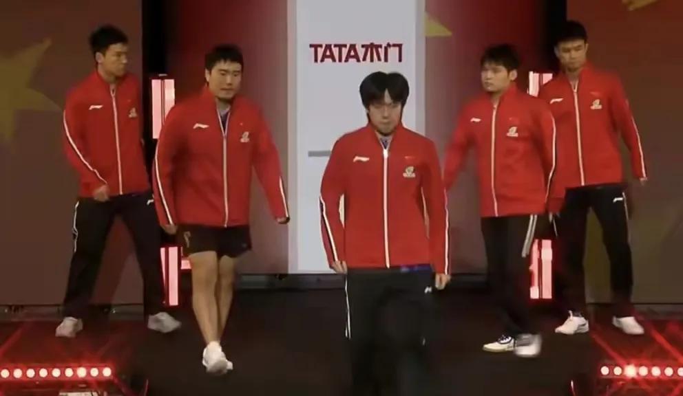 国乒男团夺冠，梁靖崑惊天逆转，王楚钦打悬殊比分林诗栋稳稳收尾
3比0横扫日本，国