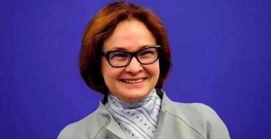 普京背后高人终于浮出水面，俄罗斯能坚持这么久，有人说是中国、伊朗支持，其实都不是