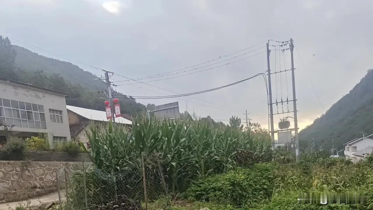 文笔大挑战，本上联和下联都是原创，欢迎各位文友踊跃参加联对。

下联:喜怒悲欢化