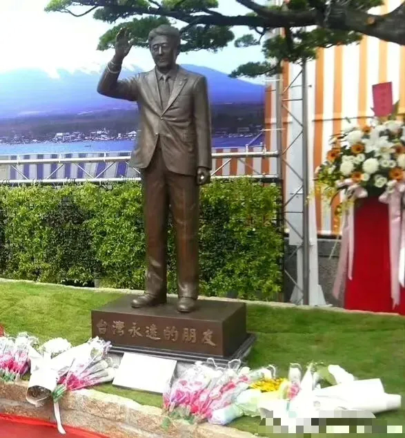 台湾省，一座铜雕像。 ​​​