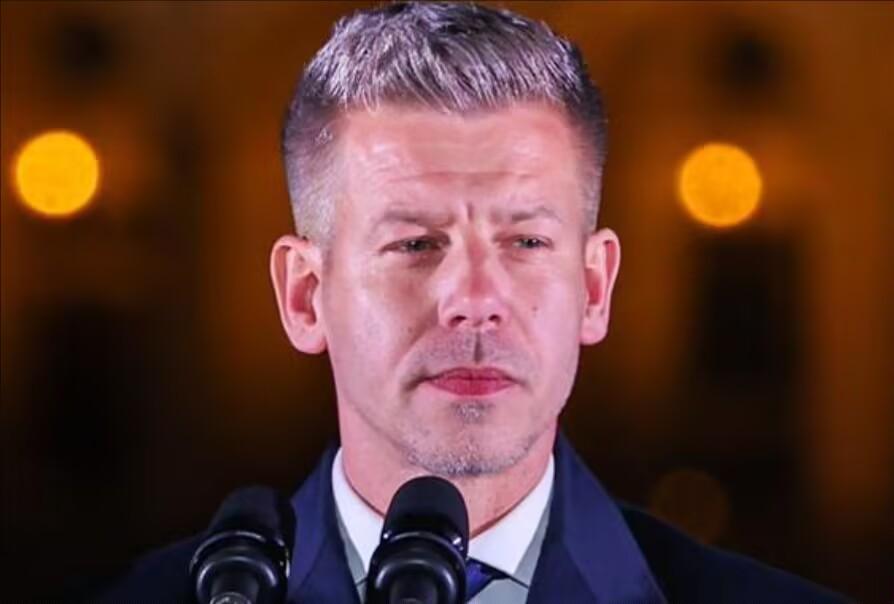 匈牙利新总理马扎尔表示，与欧尔班关系密切的人已经开始向国外转移数十亿的资金。这些