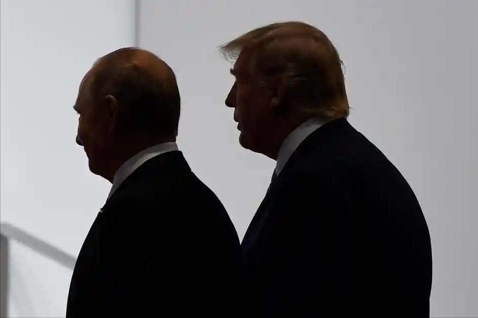 都以为普京要趁着油价飞涨，大捞一笔。

结果他直接把油管子的阀门给拧死了。

4