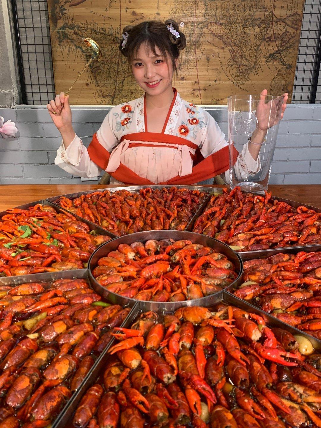 吃播的体检报告长啥样300斤吃播博主被AI查出代谢综合征300斤吃播博主被AI“