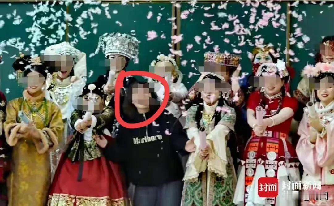 25岁女教师在学校宿舍身亡两天后才被发现，因责任划分学校和家属各执一词，学校负责