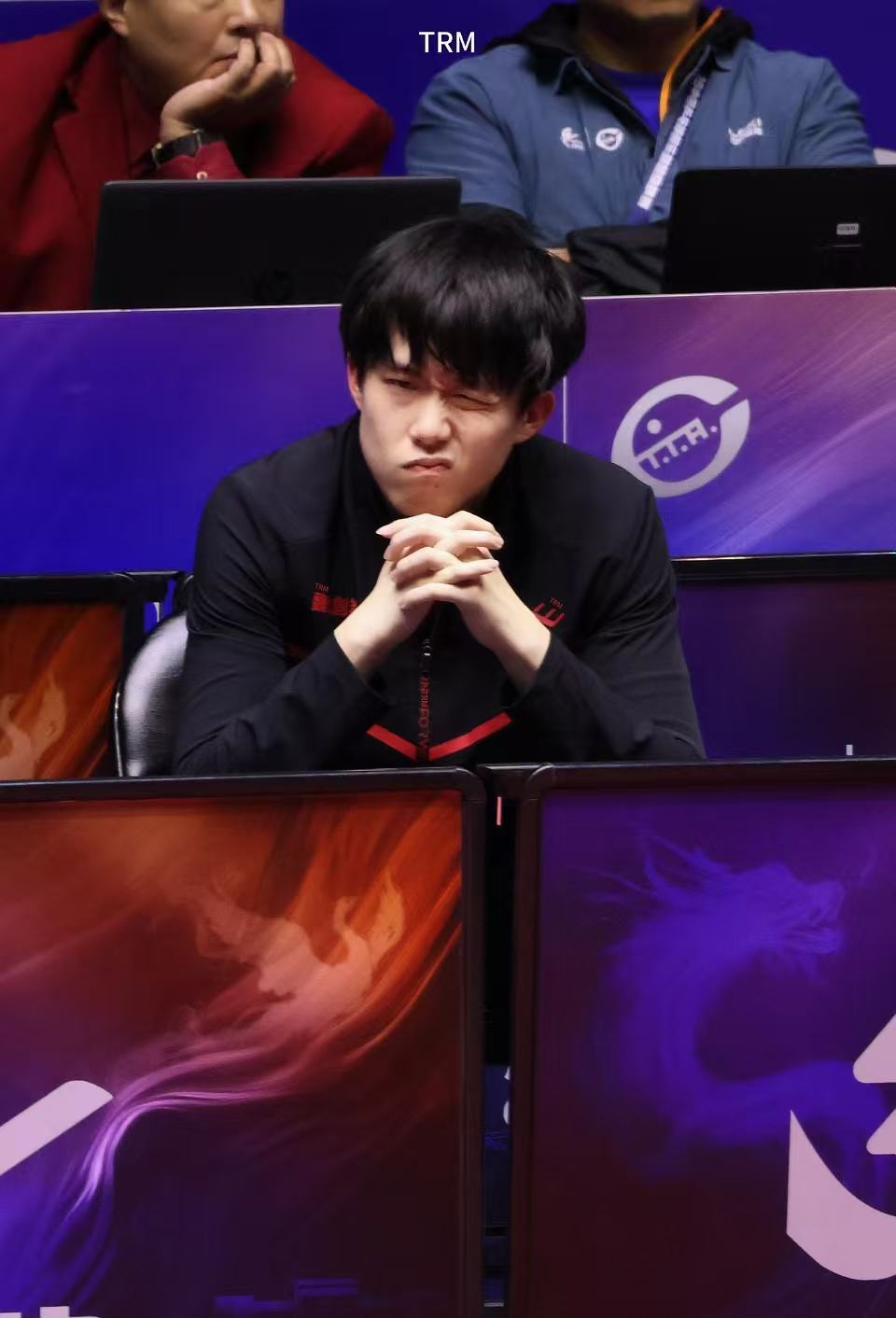 听粉丝说你又轻减了。成都混团拼尽全力，香港赛场即刻接力。被密集赛程“绑架”的小王