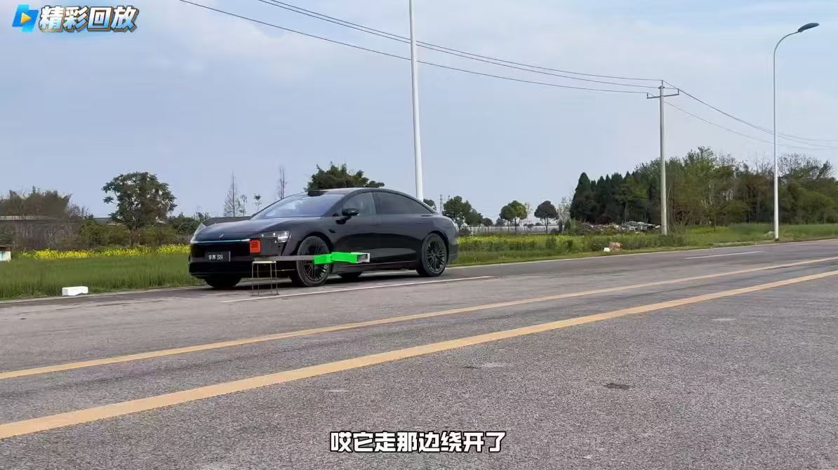 享界896线激光雷达实测30万级轿车里享界S9/S9T凭借激光雷达和智驾系统脱颖