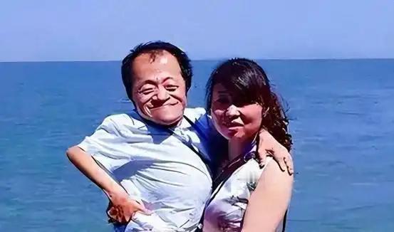 31岁那年，中石油高级女工程师许迎春辞掉铁饭碗，顶着父母"断绝关系"的威胁，嫁给