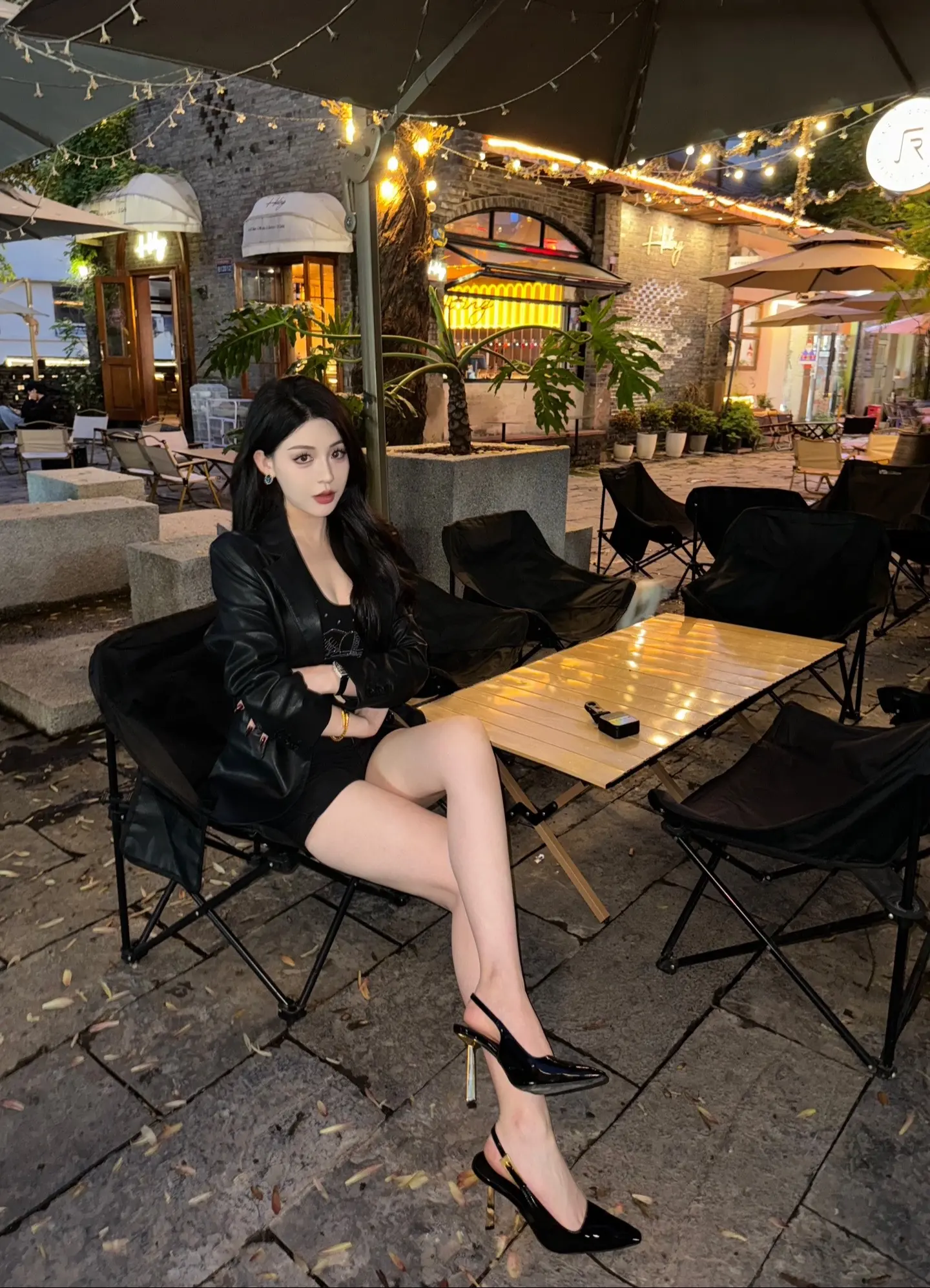 别再说慢热了  我看你跟那女的聊天都着火了
