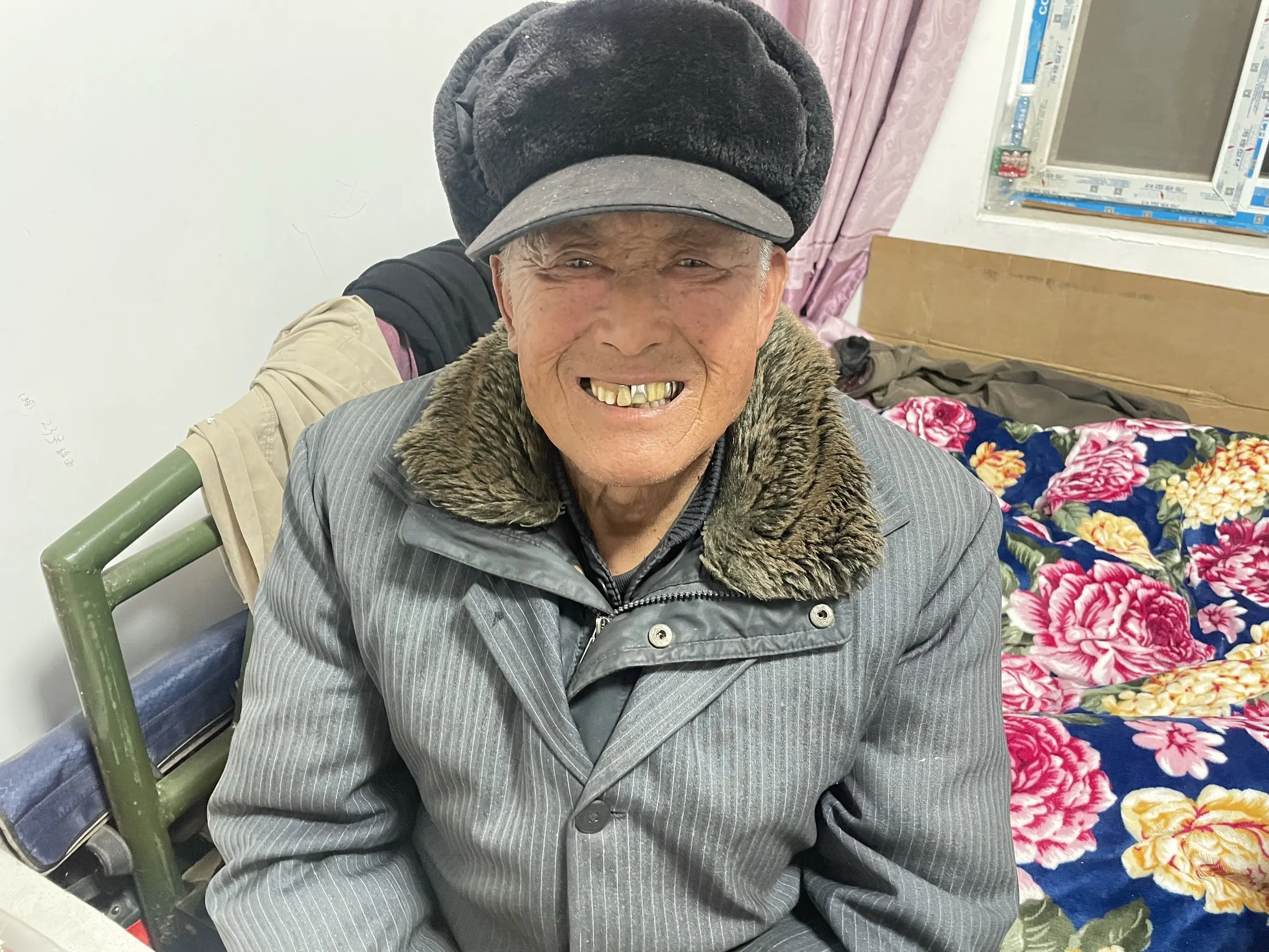 希望我姥爷在另一个世界无病痛，要幸福