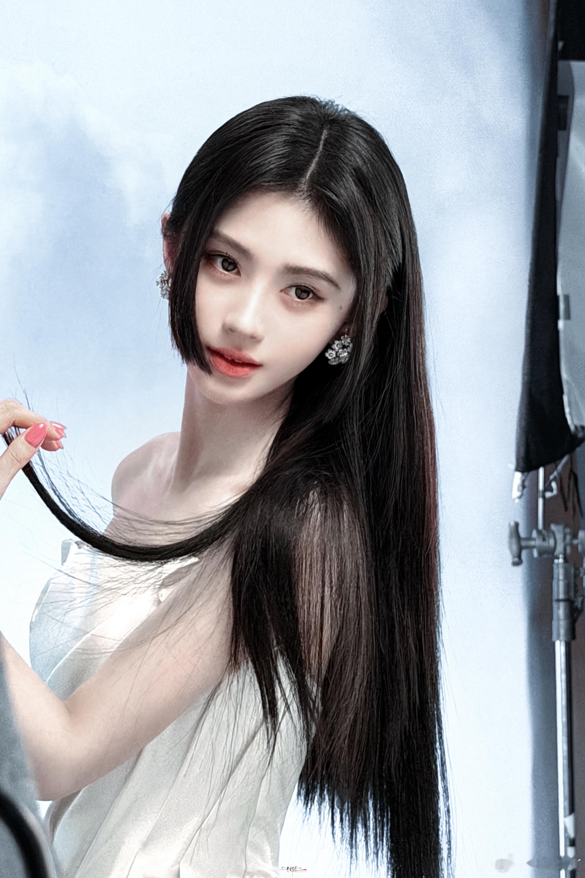 鞠婧祎  jjy鞠婧祎花间令 jjy鞠婧祎杨采薇“在某个不知名的角落许你岁岁平安