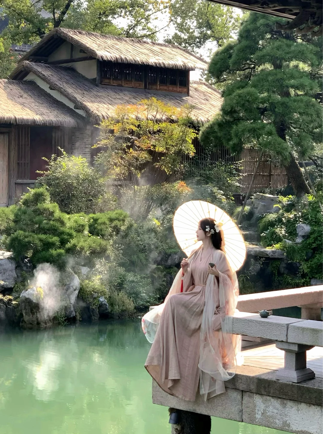 在濮院时尚古镇当一天古言清冷女主
