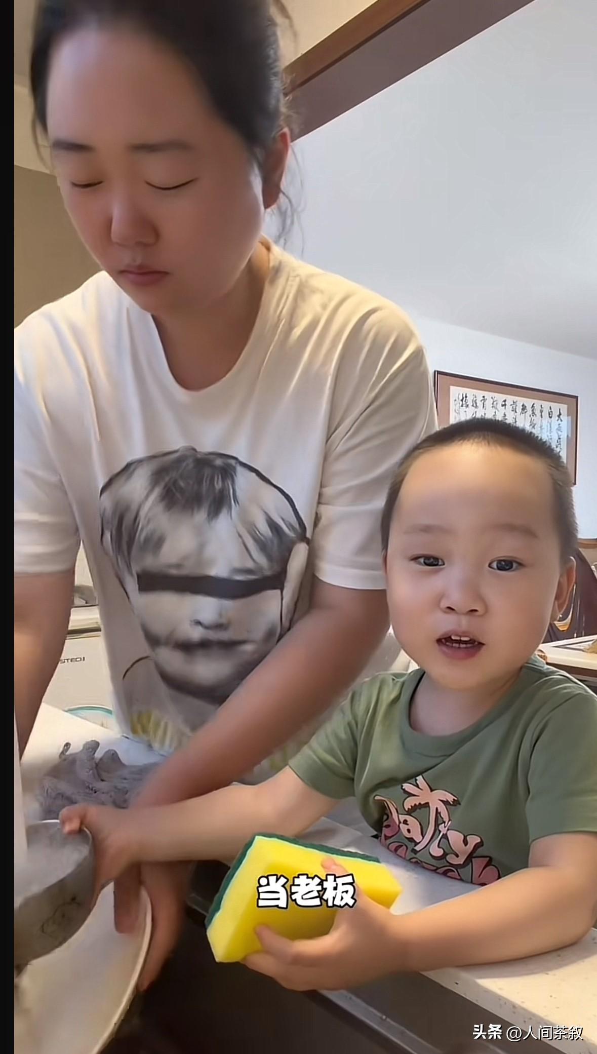 最真实的米乐妈妈出现了，没有美颜，没有滤镜。

好几天没有更新，米乐今天终于有了