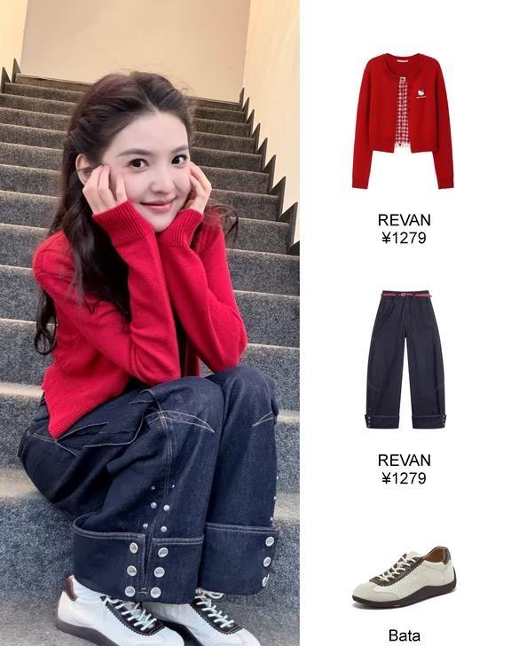 章若楠的元气穿搭又更新啦！
美丽可爱的章若楠的新鲜碎片暴露了抽象的一面！新的穿搭