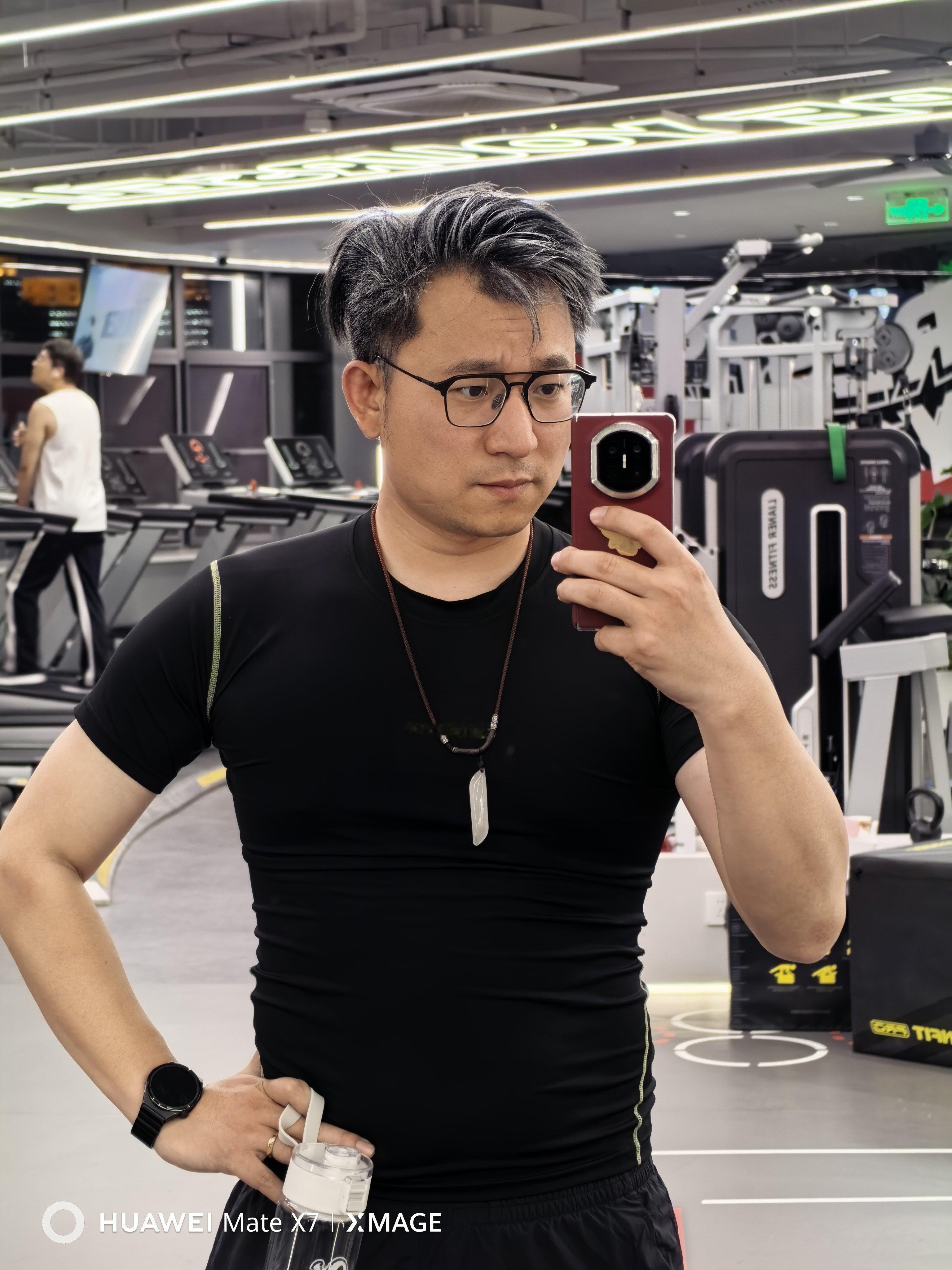 既然健身了，那一定要拍照。记录美好生活。记录精彩瞬间。干！电车老友记健身 临沂