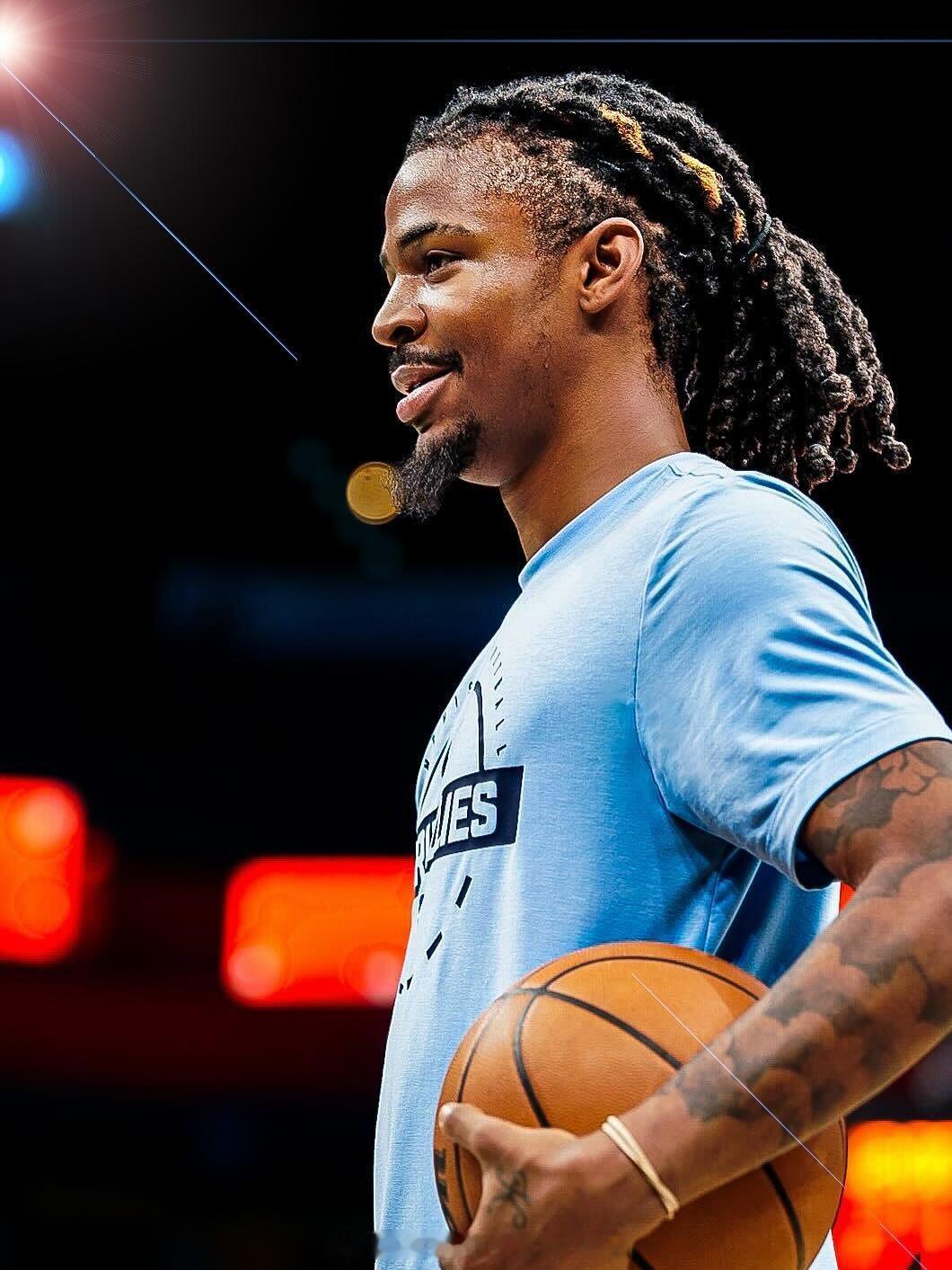 莫兰特和灰熊球员赛前训练照！[心][心]你准备好直播了吗？ 莫兰特nba新赛季揭