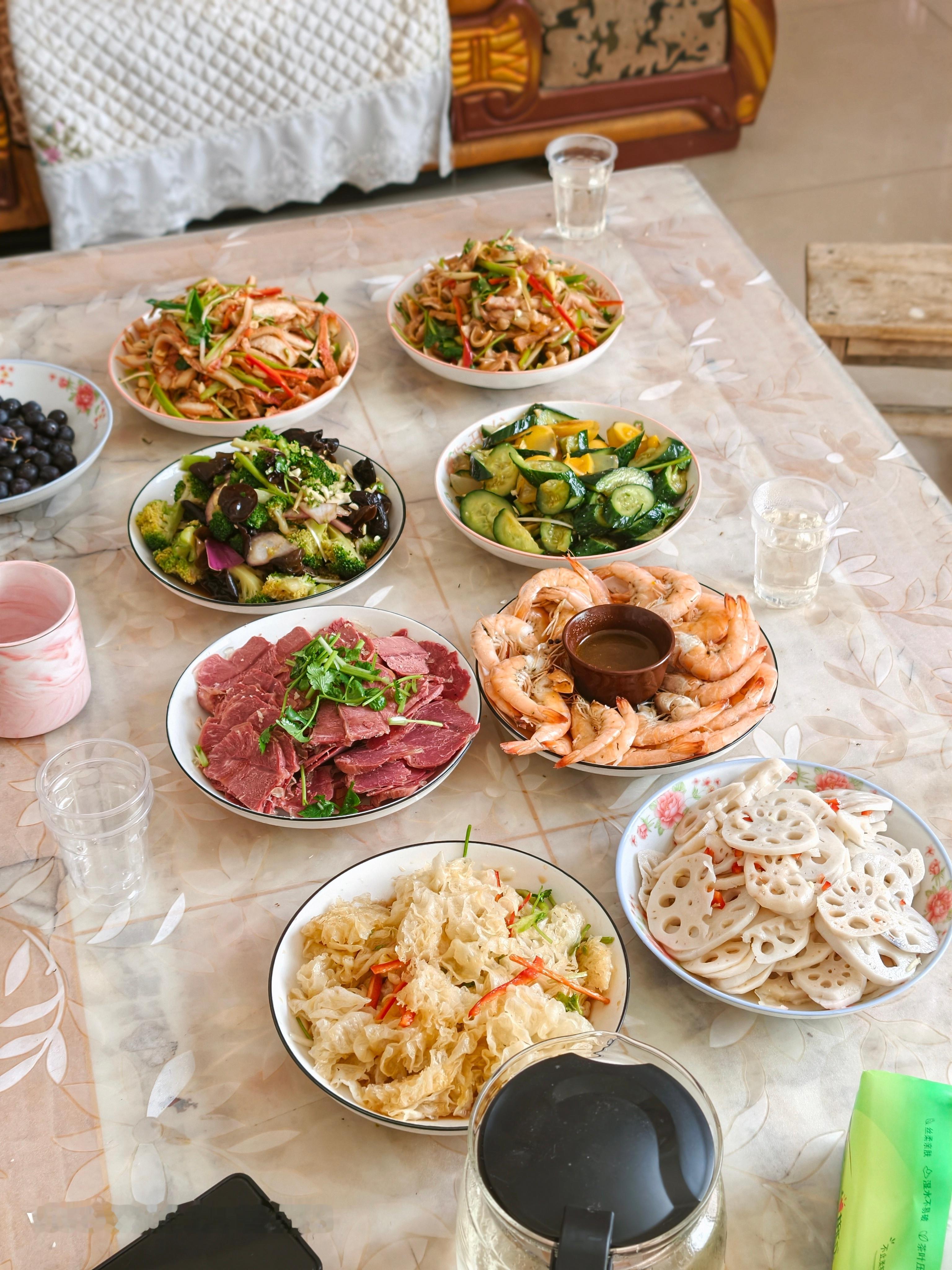 生活手记 河南人吃饭八个凉菜一个都不少