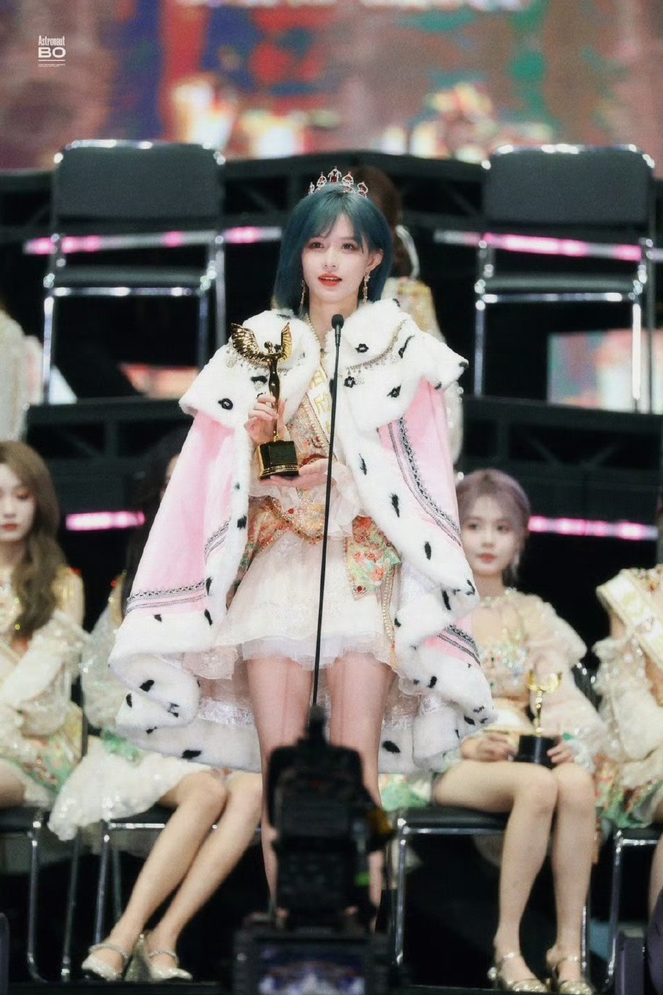 柏欣妤第三 2025 SNH48 GROUP年度青春盛典中以327490.9票荣