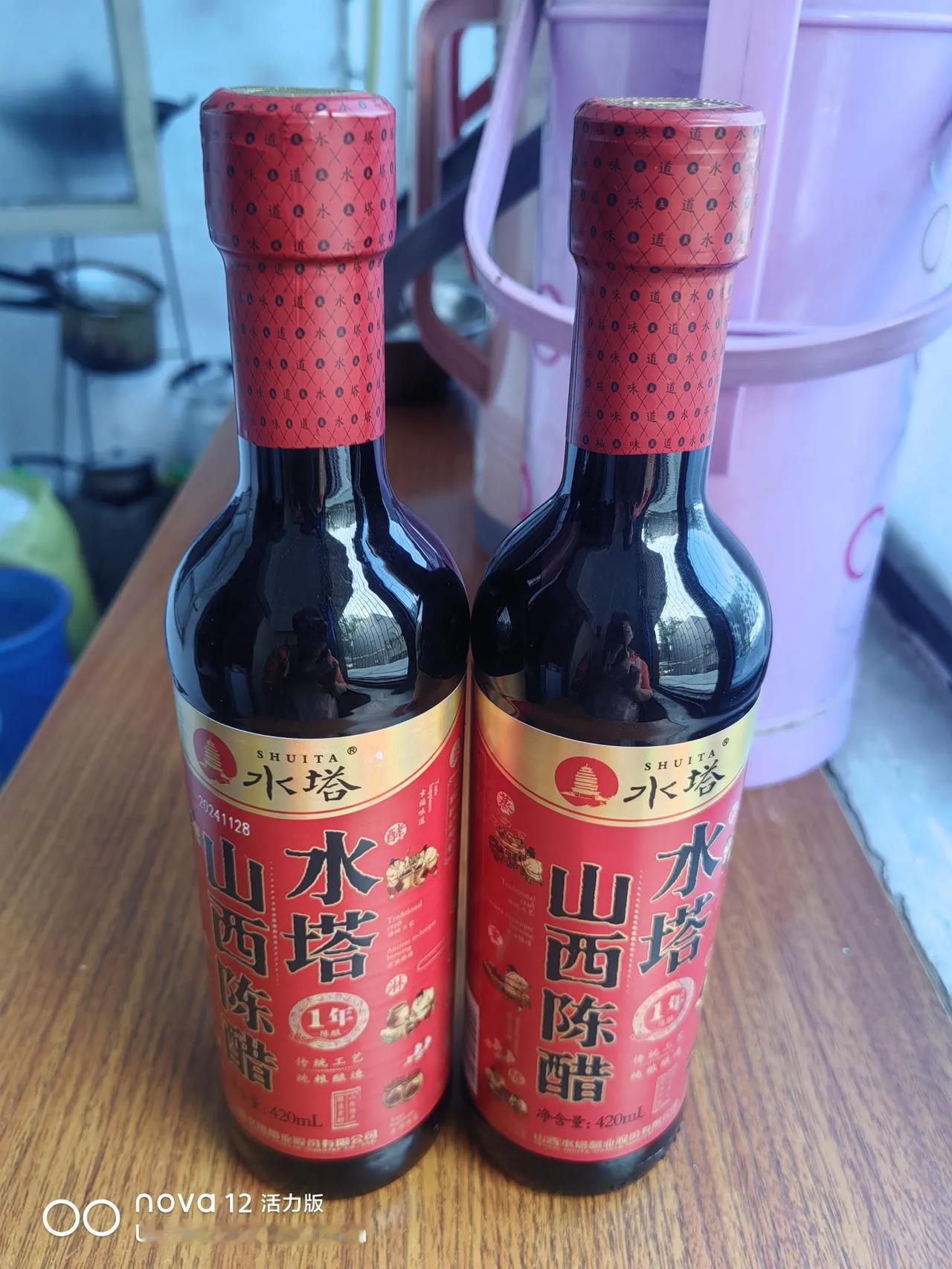 现在我家乡的父老乡亲正在热火朝天的抢收抢种。抢收小麦也是很辛苦的田间劳作，大块小