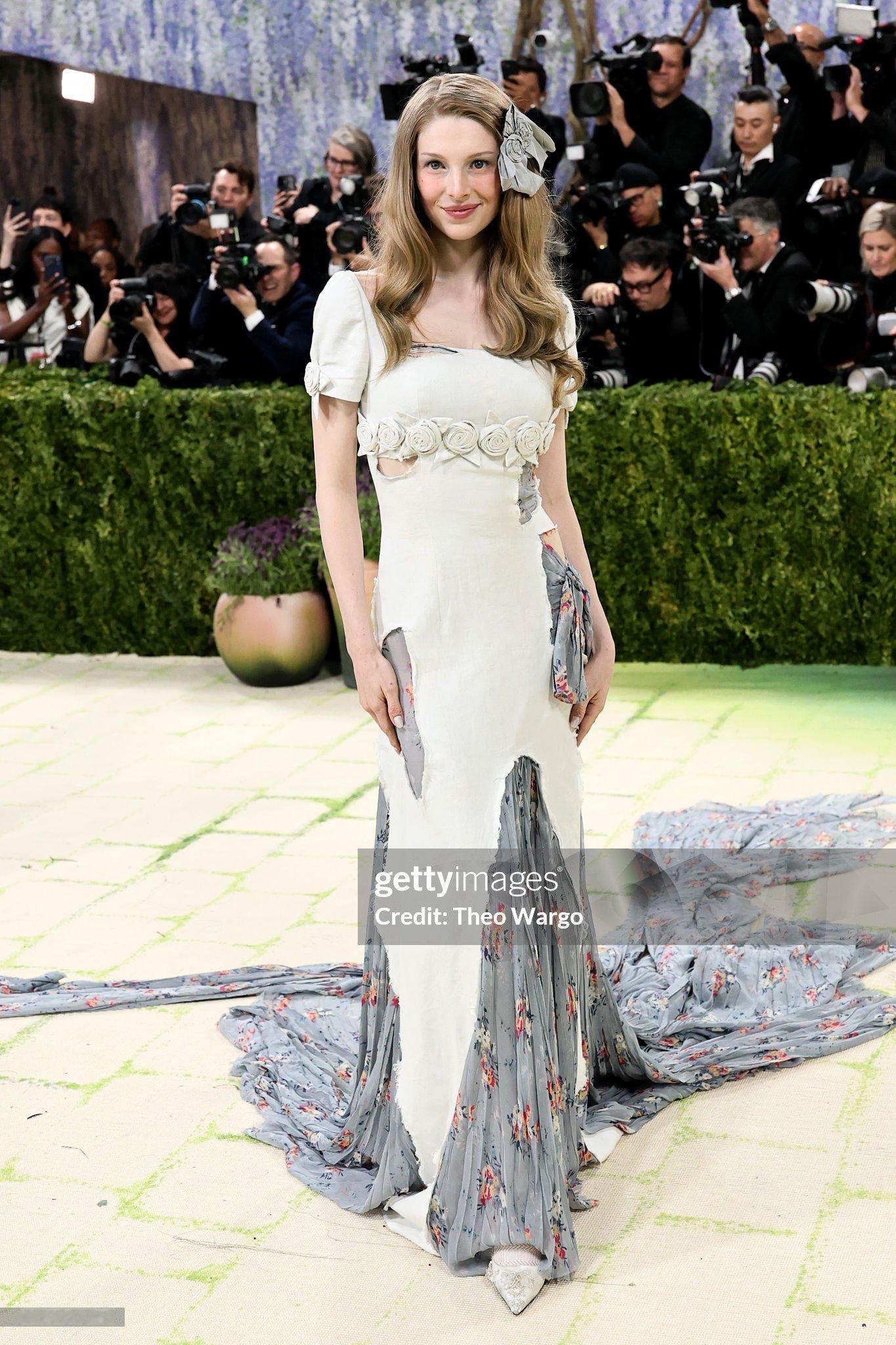 Hunter Schafer × Met Gala 2026美神降临！亨特 身穿