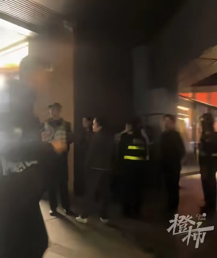 河南老乡真中！这波操作太提气了淘宝闪购奖励见义勇为外卖员1万元昨天在杭州东站那边