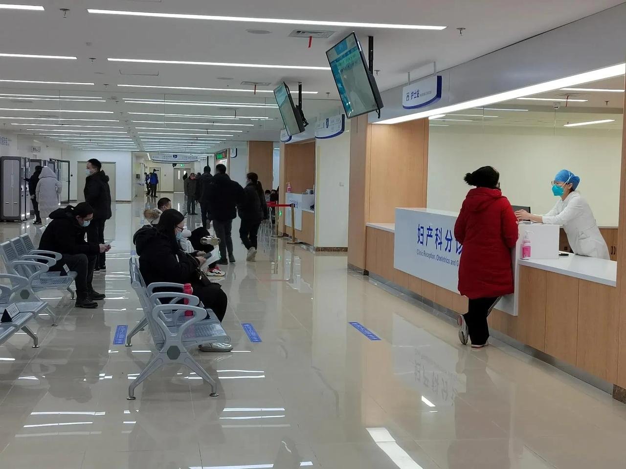 “医院该不该赔”？北京平谷，女子因便秘到医院就诊，检查后医生称肛门狭窄，初次扩肛