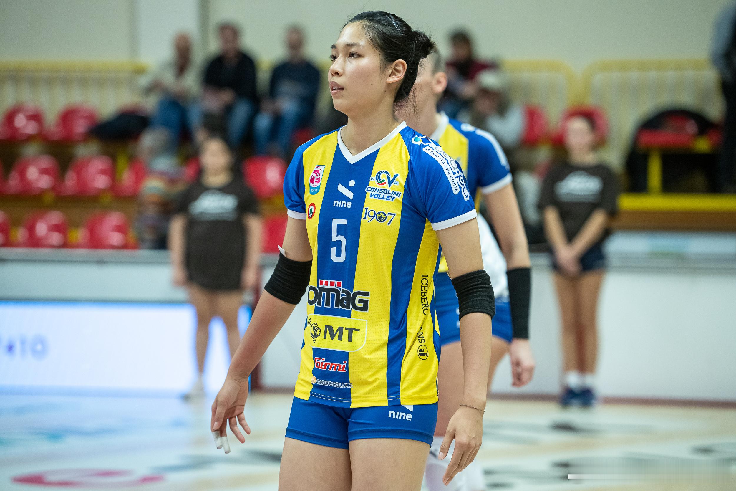 庄宇珊留洋第一季 🔵🟡 队友支持力度不够，但庄宇珊的意甲首秀是成功的。砍下全