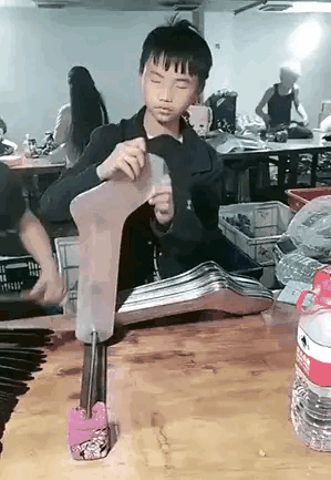 果然黄毛就是精神小伙的代名词[灵光一闪]