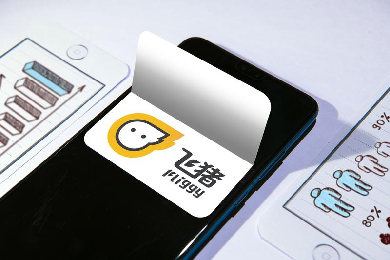 近日，北京周女士在飞猪预订北京往返普吉岛机票，下单不到1小时发现信息错误，客服建