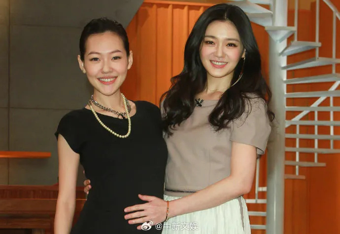 #小S首度发火回应遗产传闻心还在痛#【#小S回应大S子女相关问题#】 近日，关于