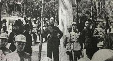 1949年4月27日，苏州解放，“忠义救国军”参谋长王群生（《沙家浜》中刁德一原