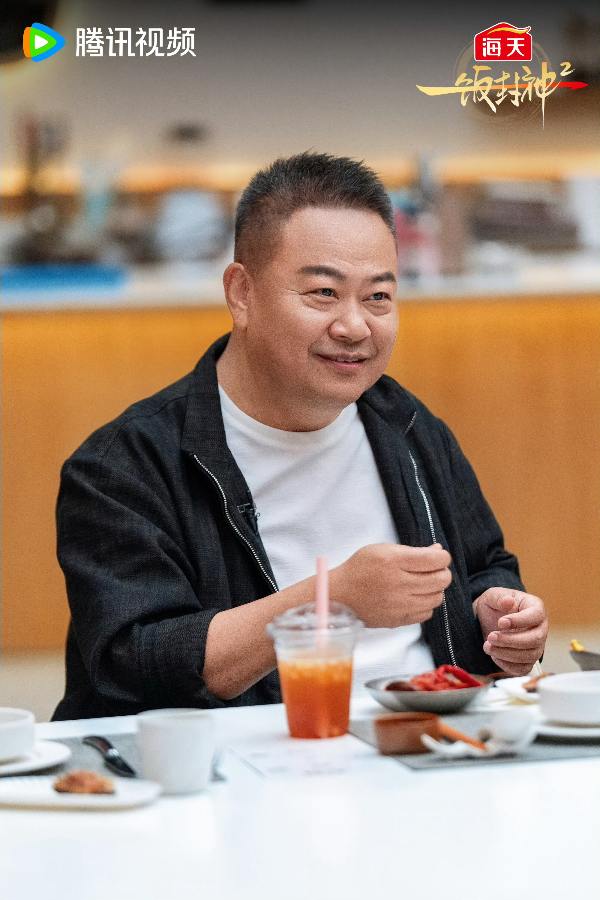 一饭封神2阵容官宣 看到谢霆锋和陈晓卿就知道美味有保证了，专业保障，见证炉火匠心