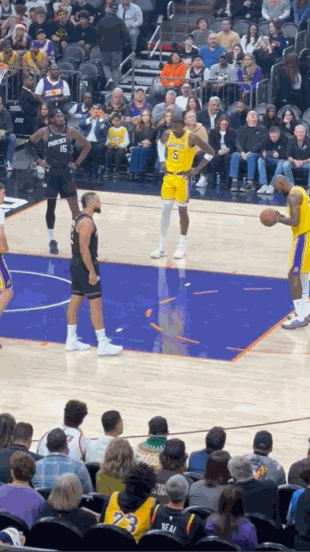 NBA场上花絮：狄龙就是个小丑级别的恶汉！湖人客场惨败太阳！🤣净整盘外招！狄龙