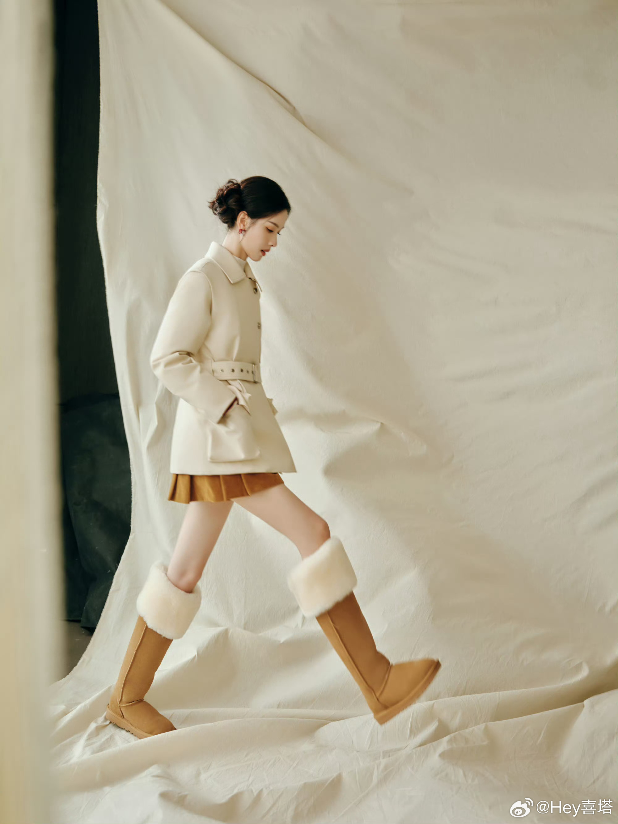 嘟嘟简直就是心里的女神好吧！！什么穿搭都超级超级有气质陈都灵